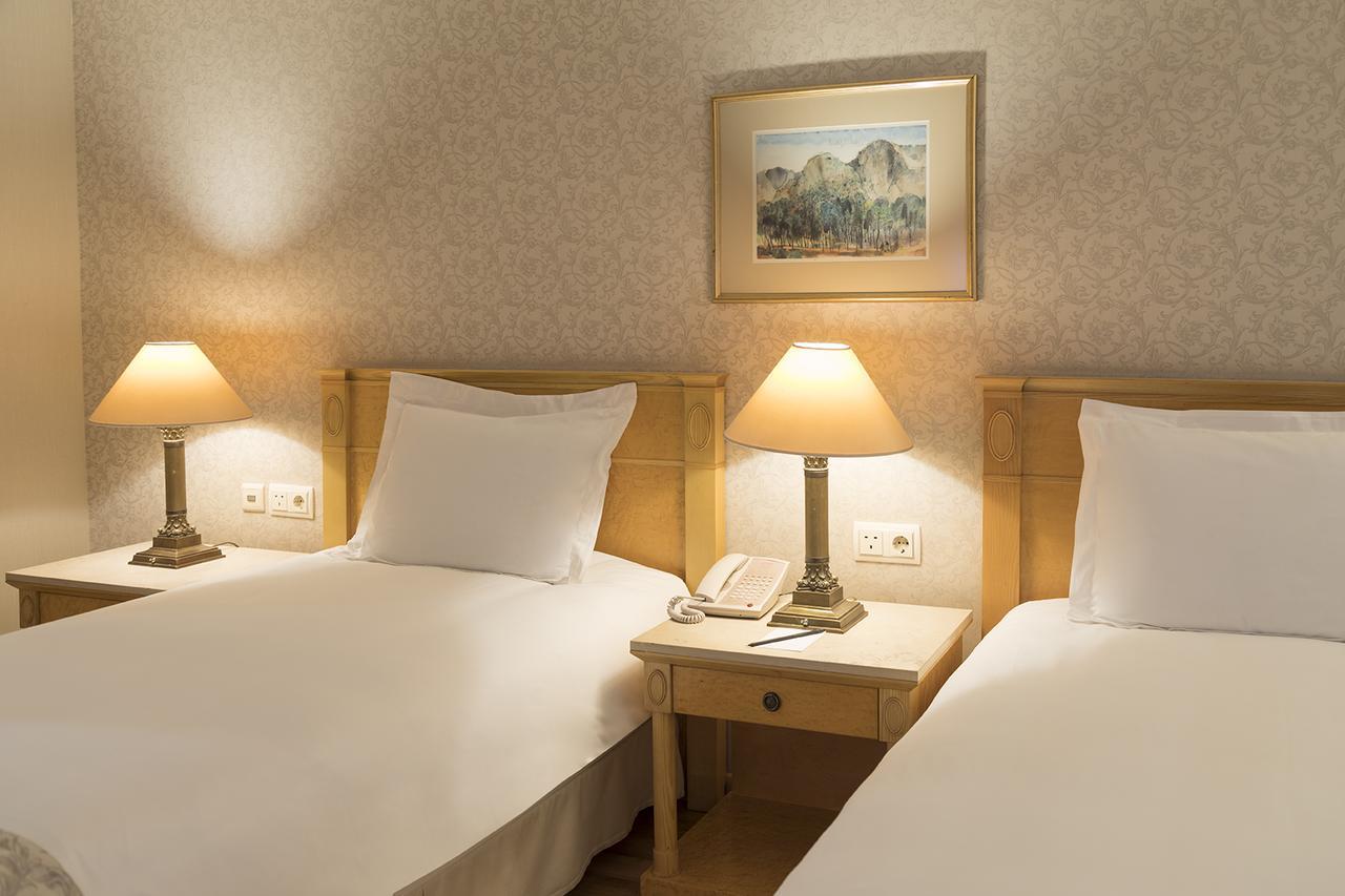 Superior Kamer met 2 Eenpersoonsbedden