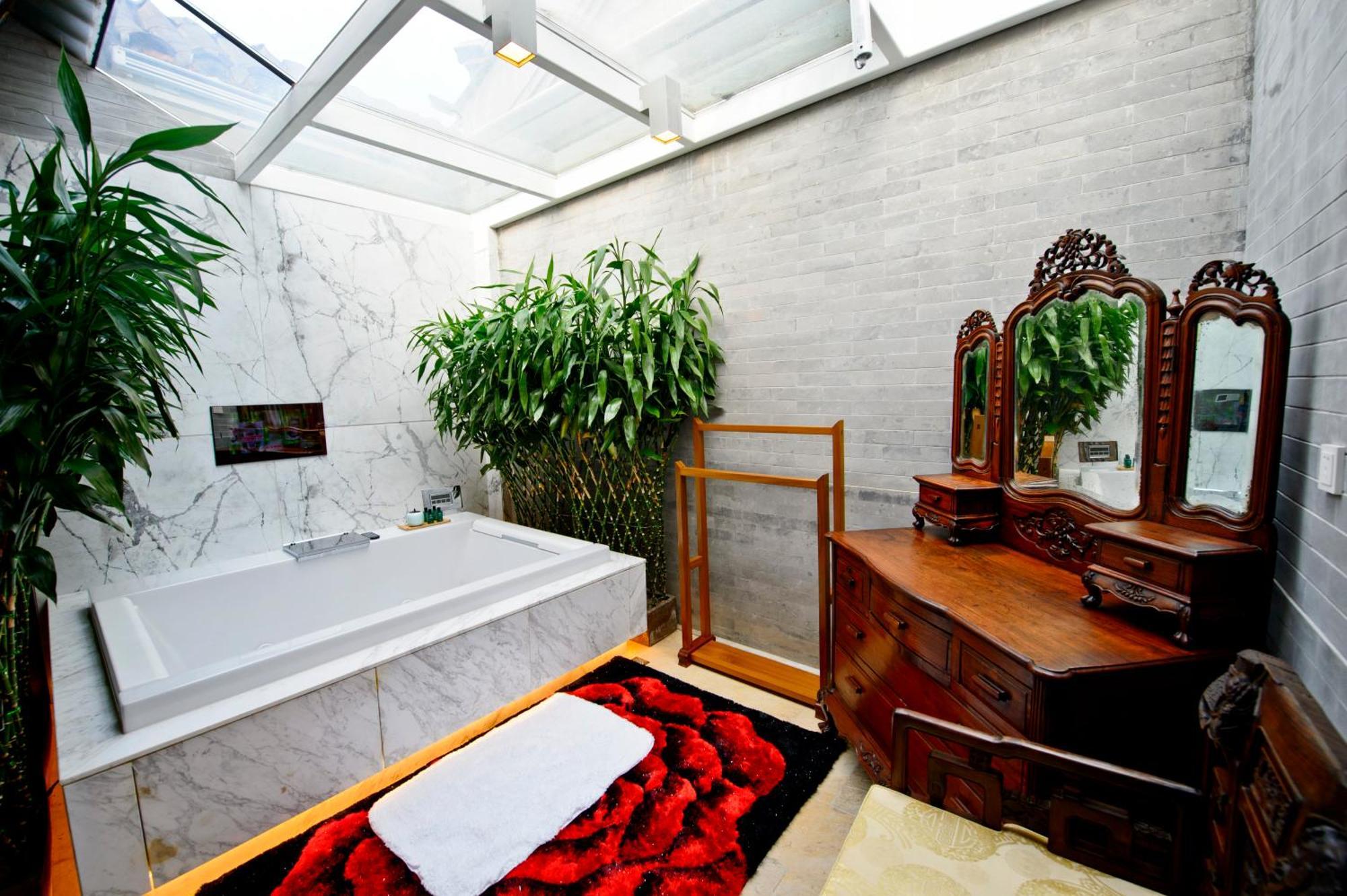 South Courtyard Deluxe room