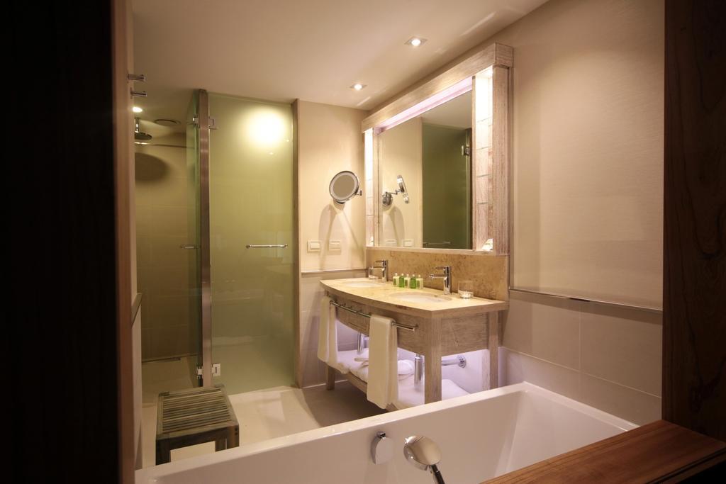Superior Triple Room with Sea View