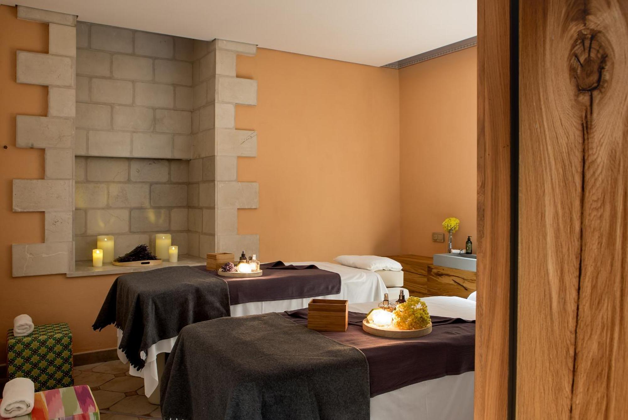 Double Room with Spa Package,1531008580:JPEG