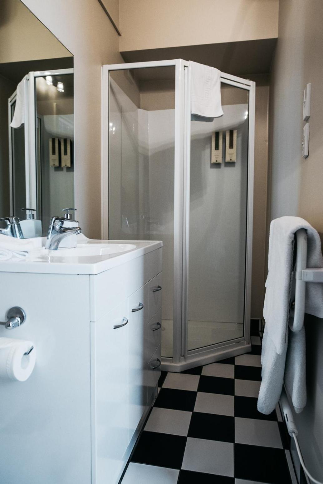 Single Room Private Bathroom