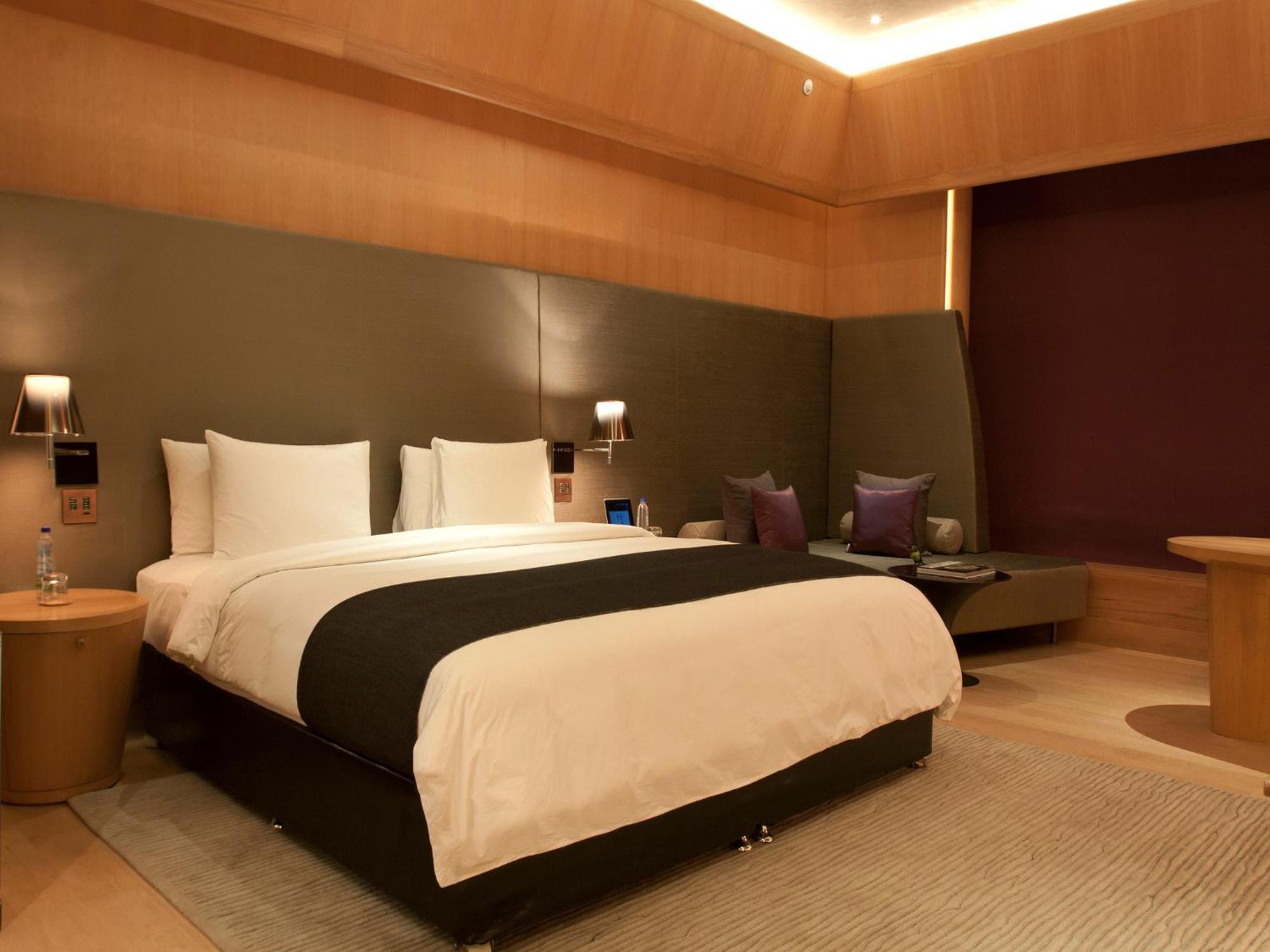 The Roseate Premium Suite