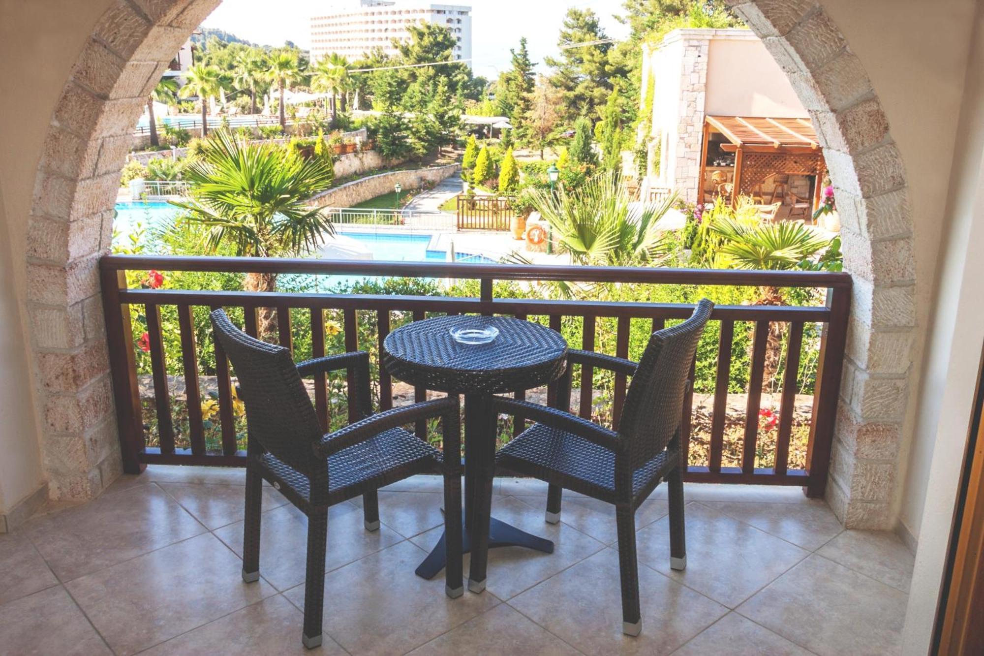 Double Room Pool View