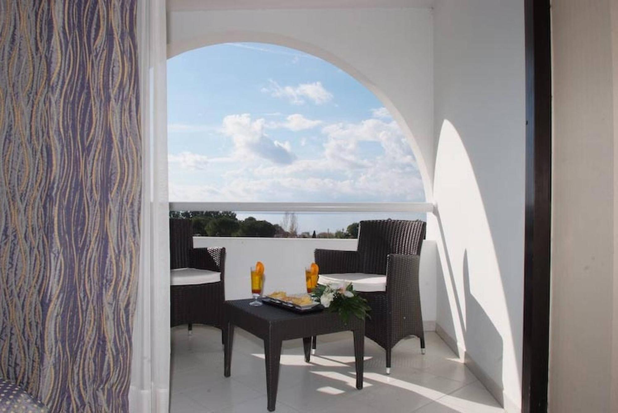 Elegance Double or Twin Room with Balcony