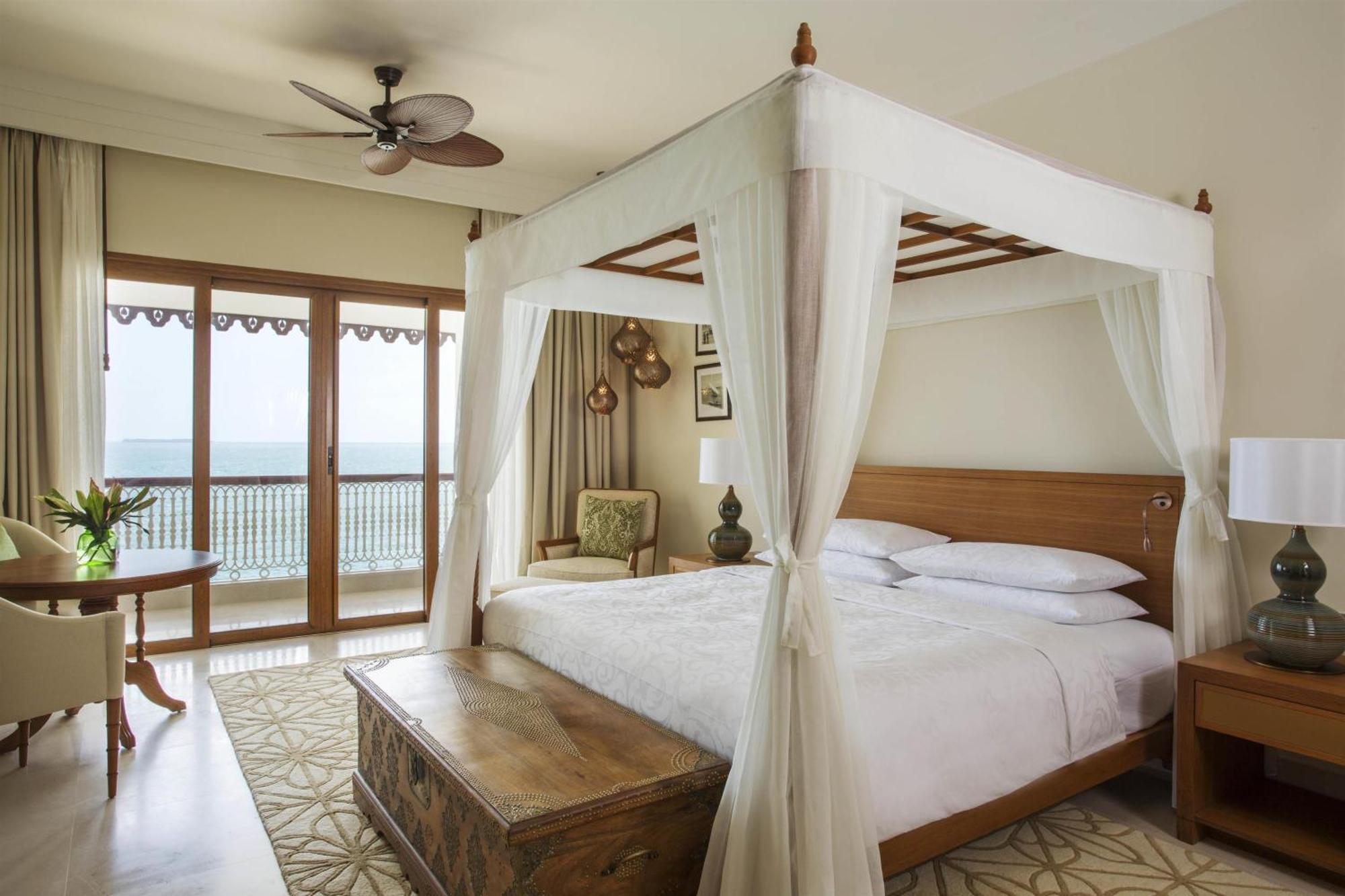 Deluxe King Room Balcony,1254384493:JPEG