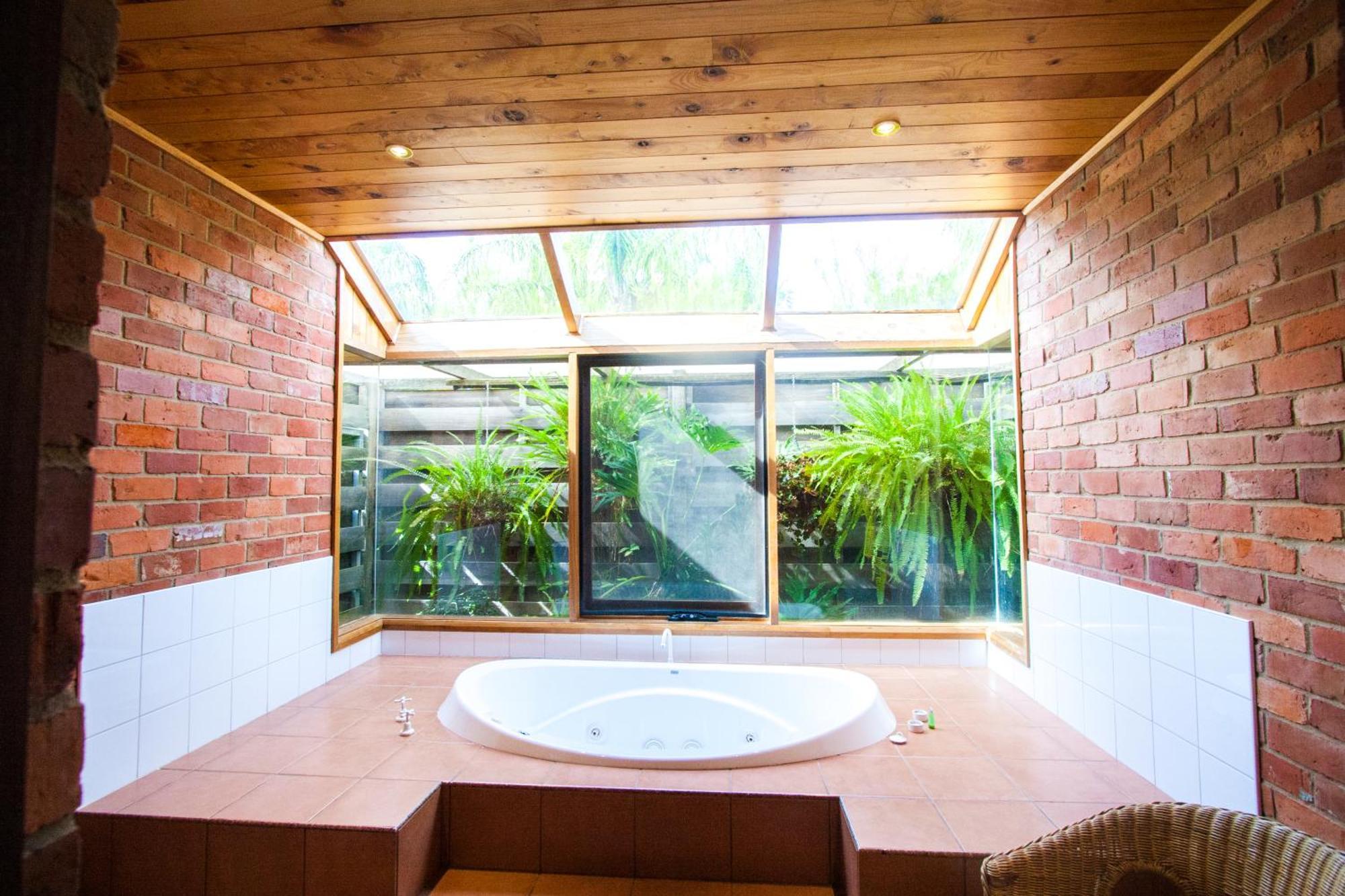 Two-Bedroom Villa Garden View Spa Bath