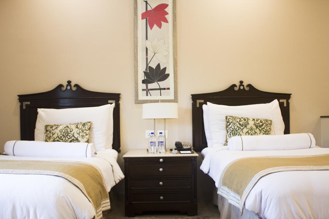 Superior Twin Bed Room