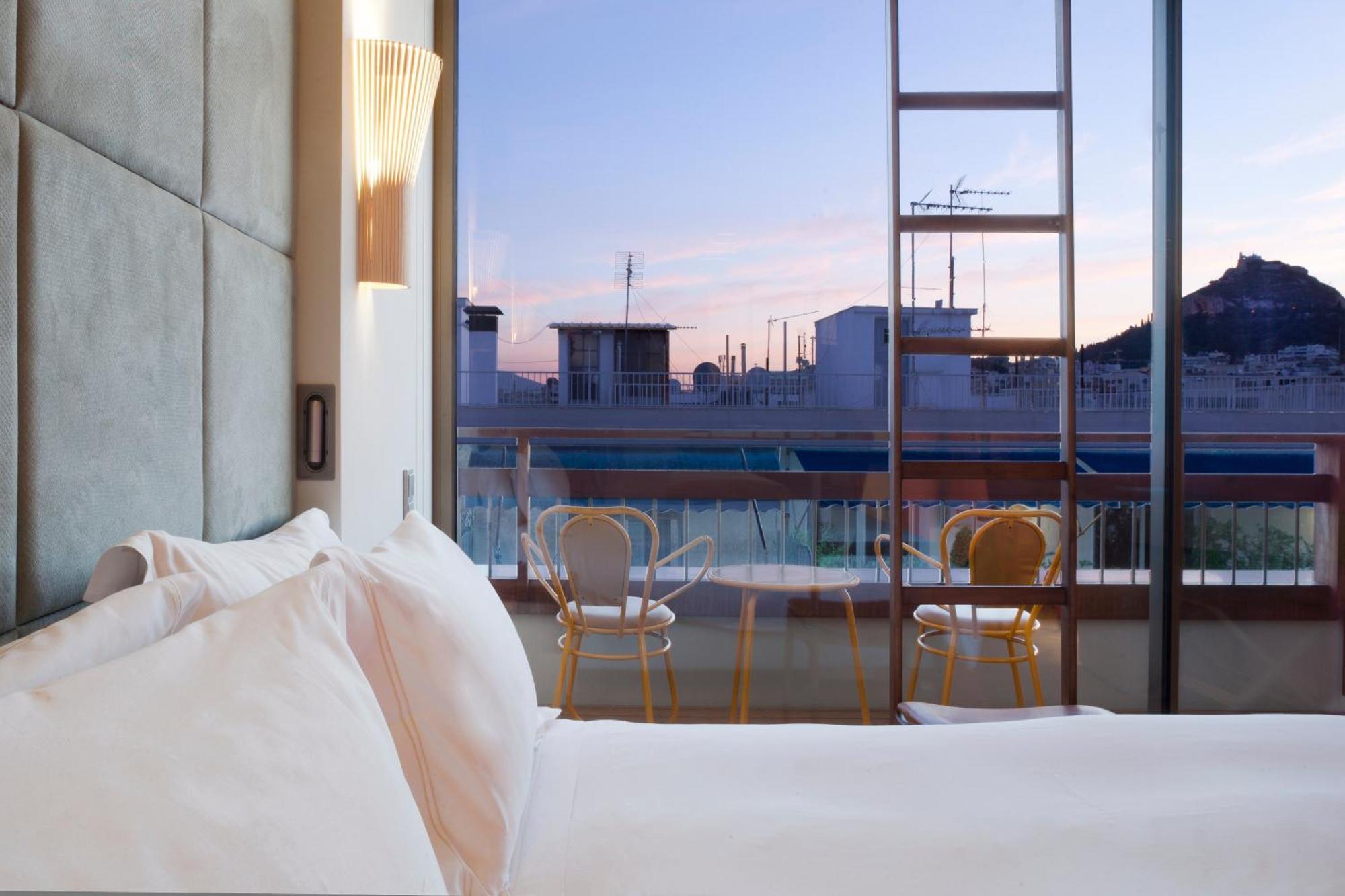 Studio,839903738:JPEG