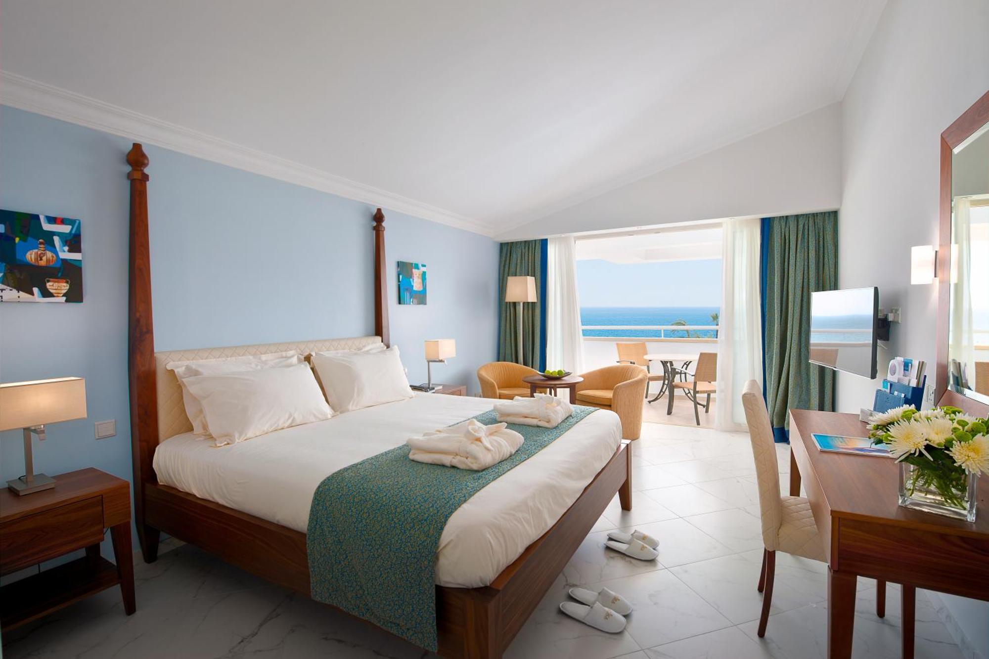 Superior Double or Twin Room Sea View (18+ years old),1275426799:JPEG