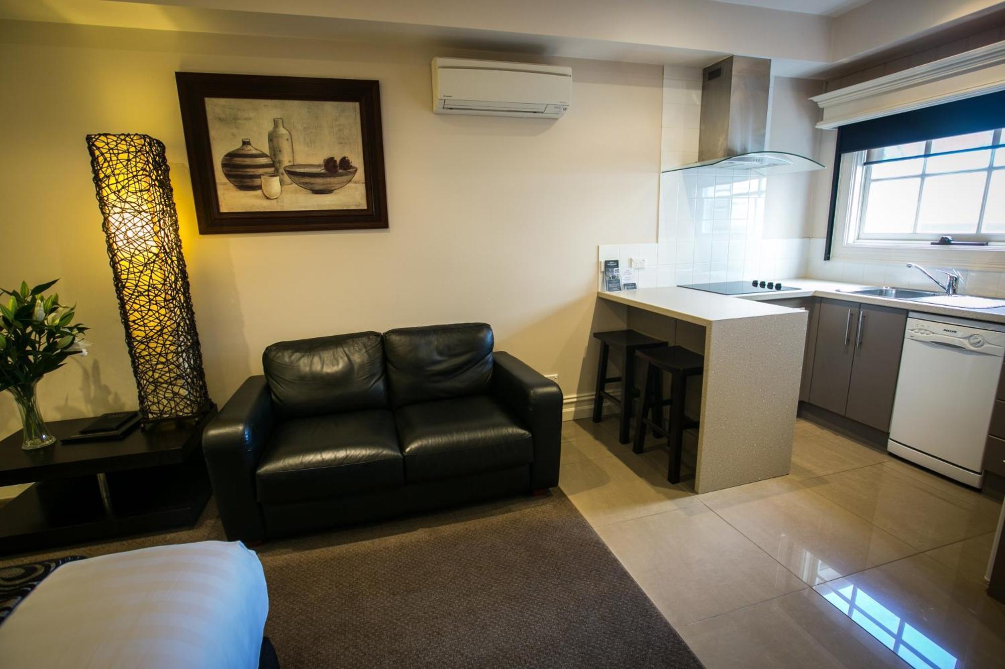 Studio Apartmenton street