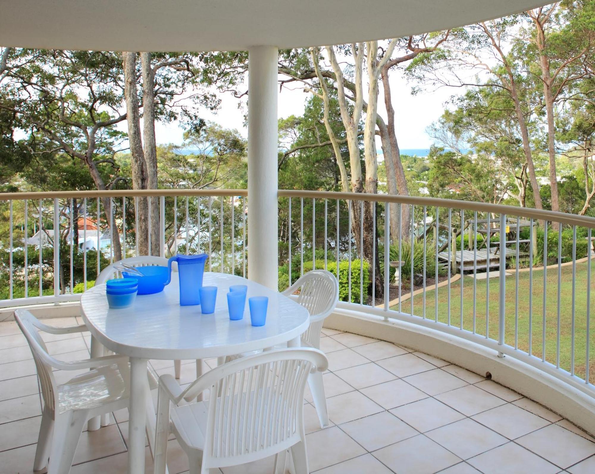 Three-Bedroom Apartment with Balcony,703001569:JPEG