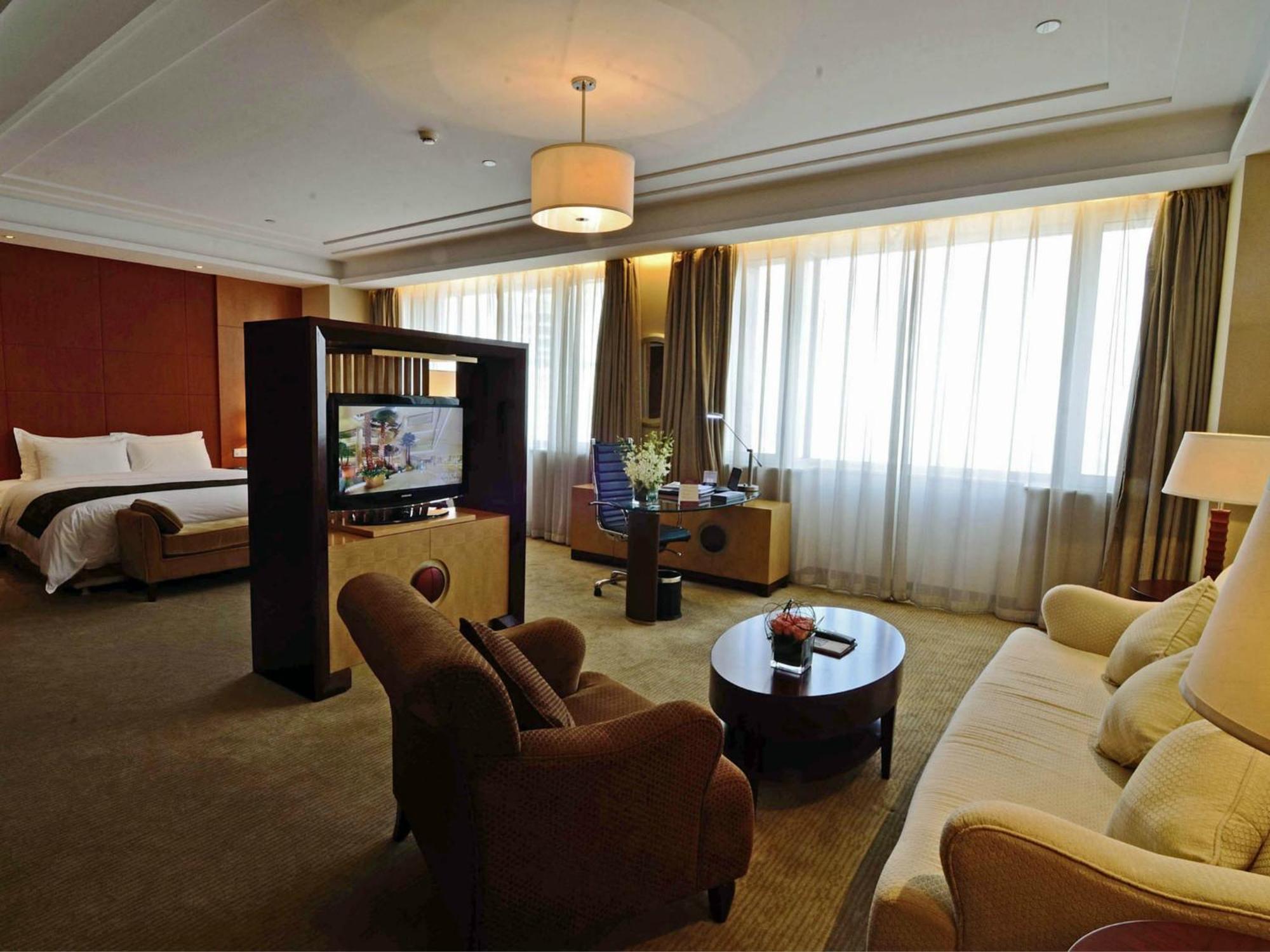 Executive Club Room