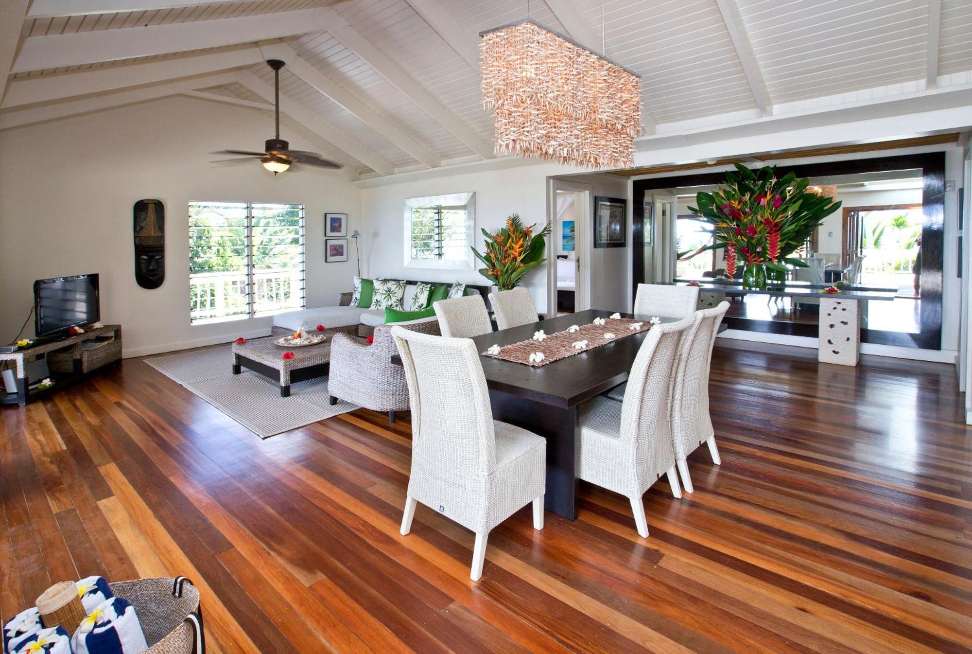 Villa Beach Front