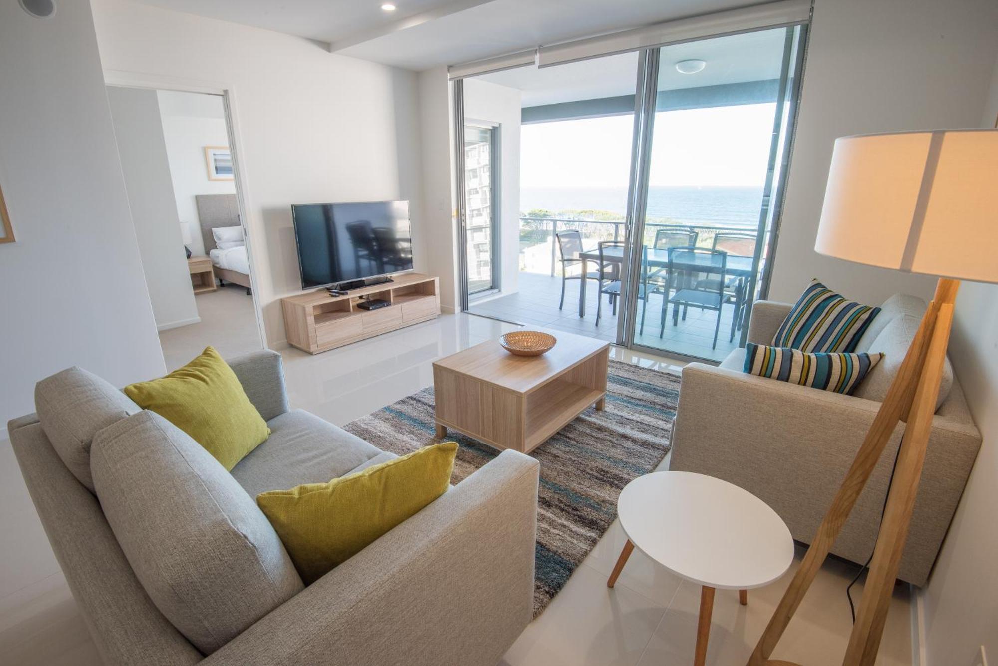 Executive Two-Bedroom Apartment Ocean View