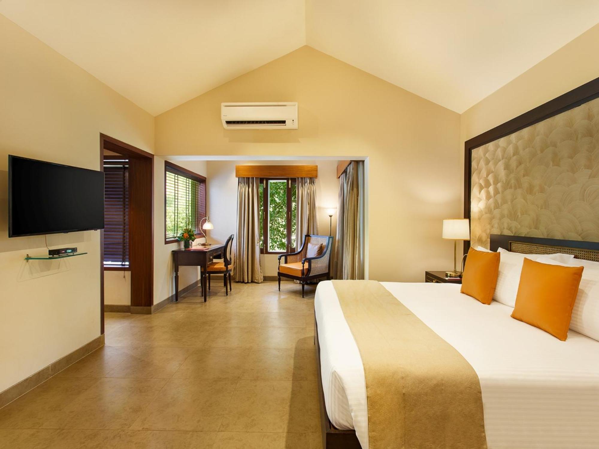 Premium Cottage King Bed River View