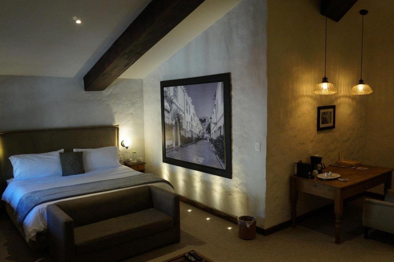 Deluxe Suite Spa Bath