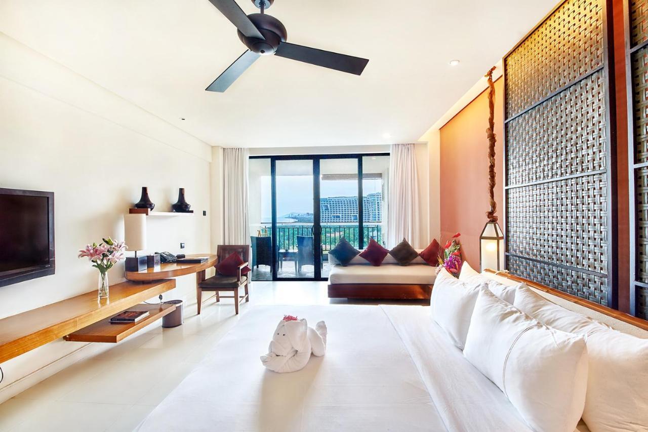 Deluxe King or Twin Room Ocean View