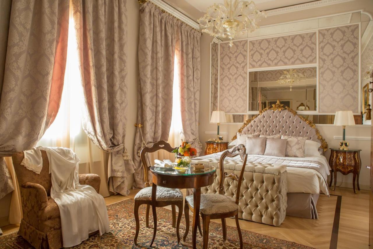 Grand Deluxe Room