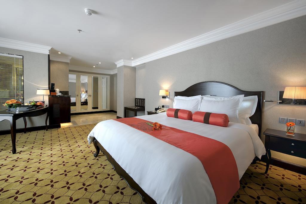 Premium Deluxe Room,1277866489:JPEG