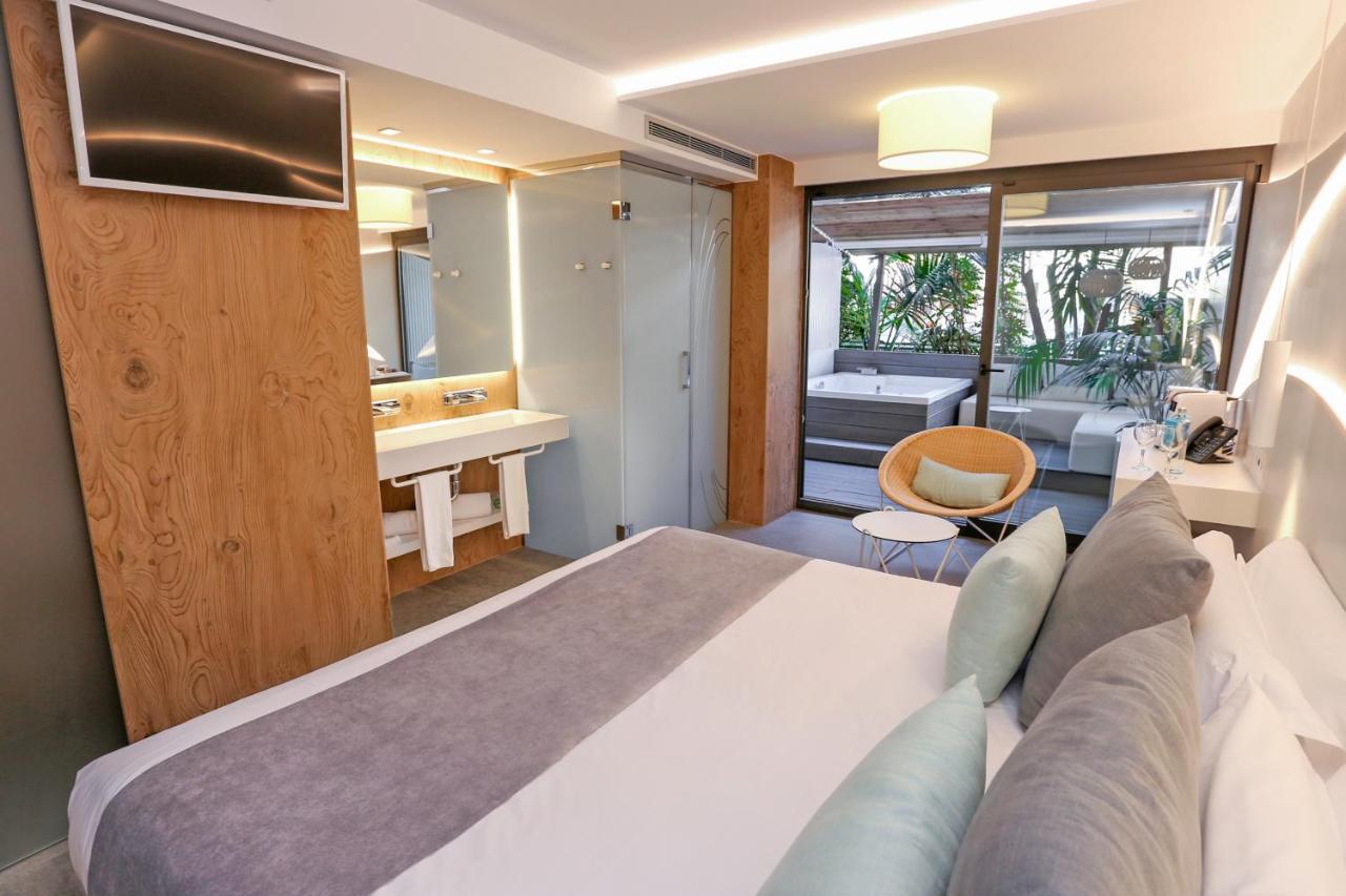 Deluxe Double or Twin Room with Spa Bath,830419616:JPEG