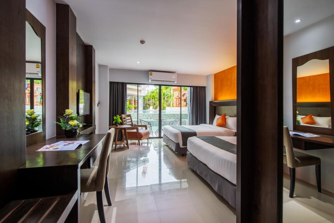 Deluxe Double or Twin Room with Pool Access