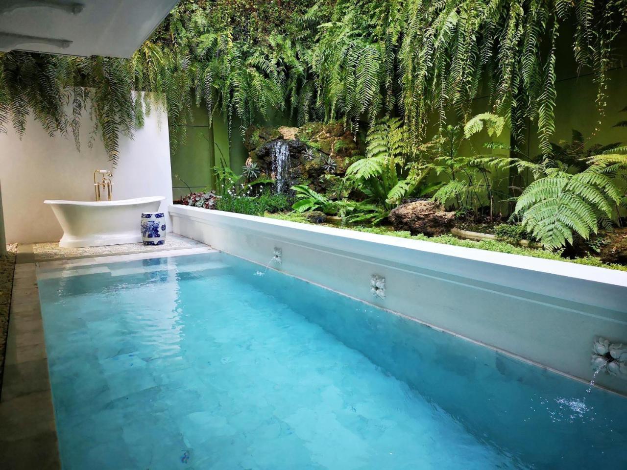 The Waterfall Pool Suite