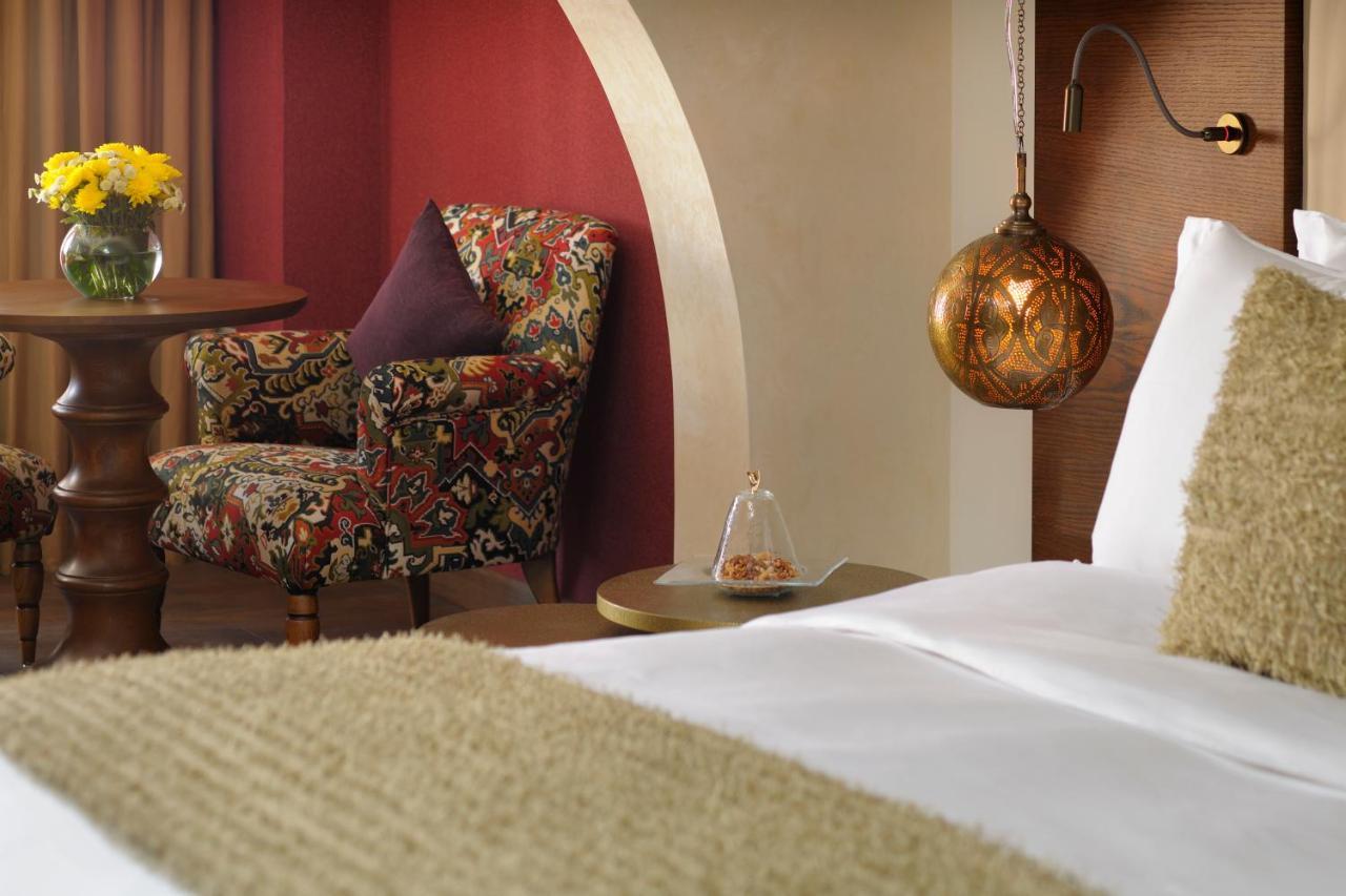 Deluxe Room Al Bidda Hotel