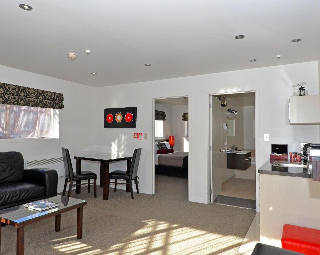 King Suite Spa Bath