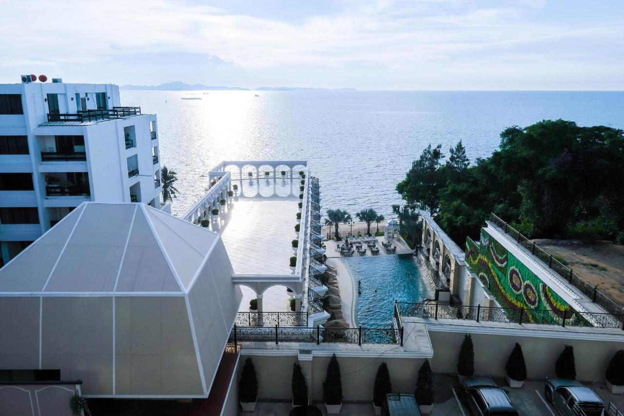 Deluxe Sea View