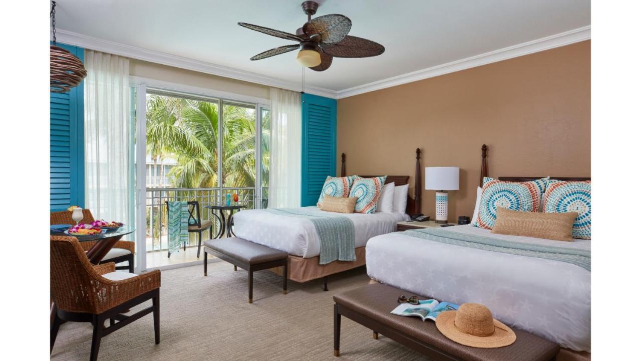 Lagoon View Double Queen Guestroom