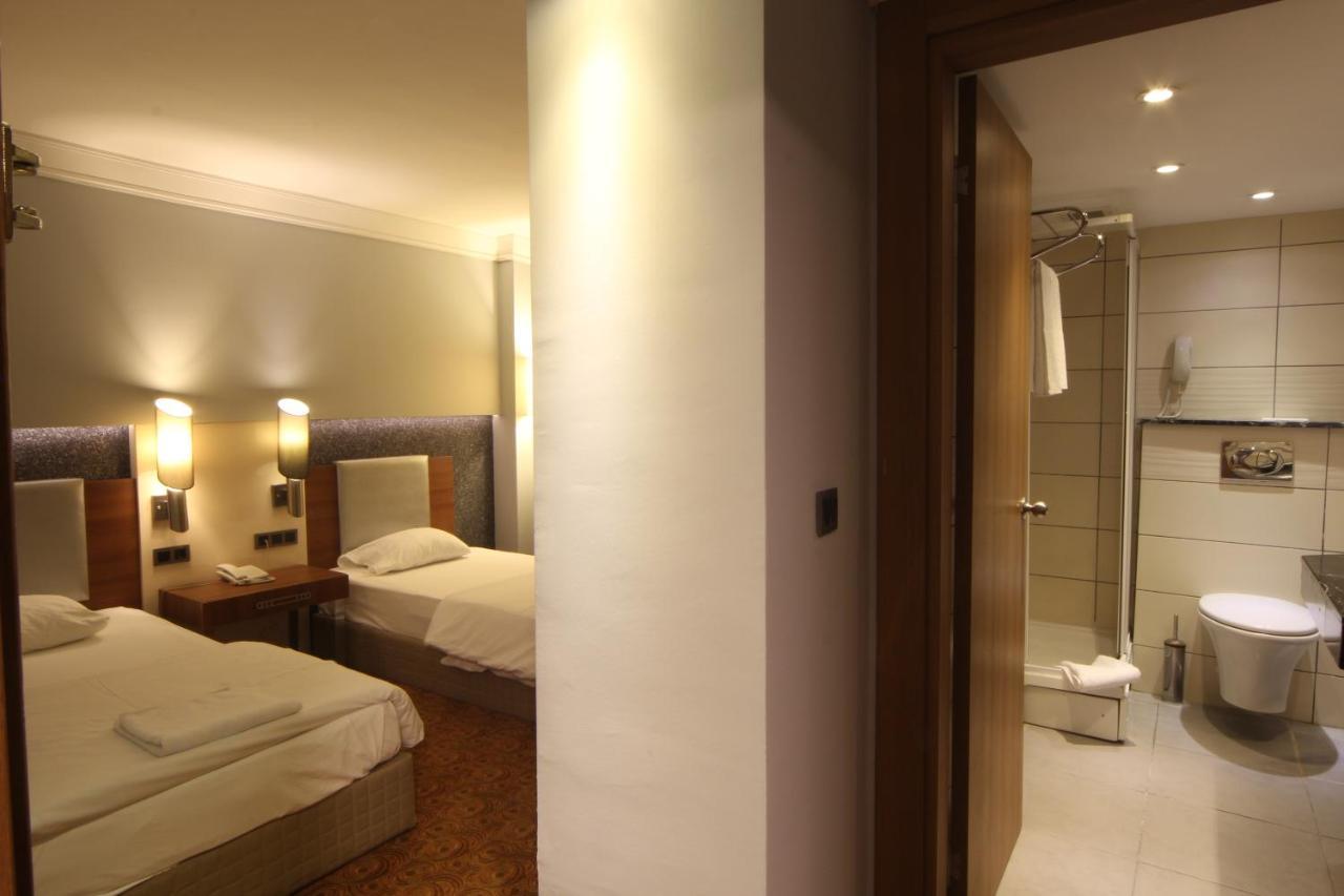 Standard Double or Twin Room,750620675:JPEG