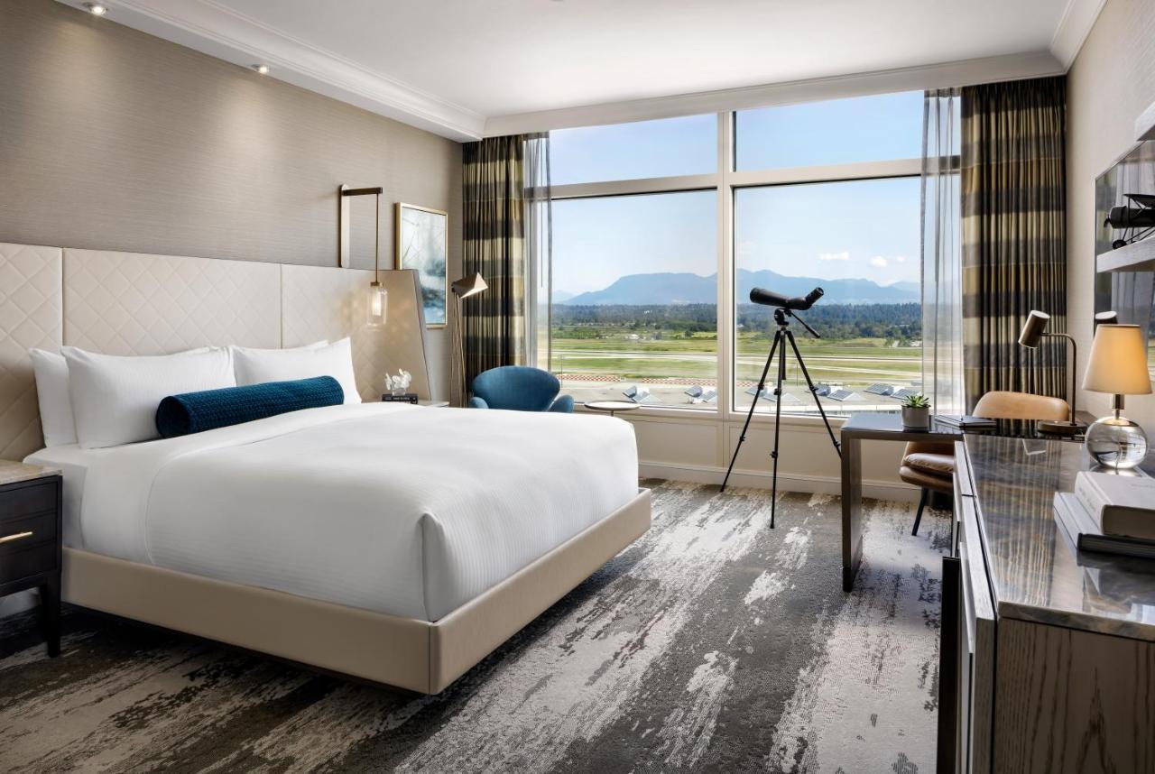 Fairmont Gold King Room