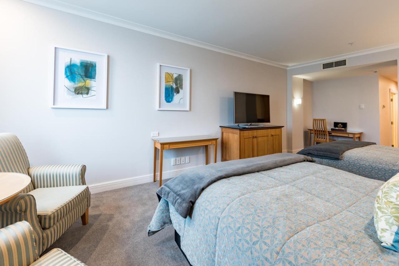 Standard Queen Room with Two Queen Beds,1221889165:JPEG