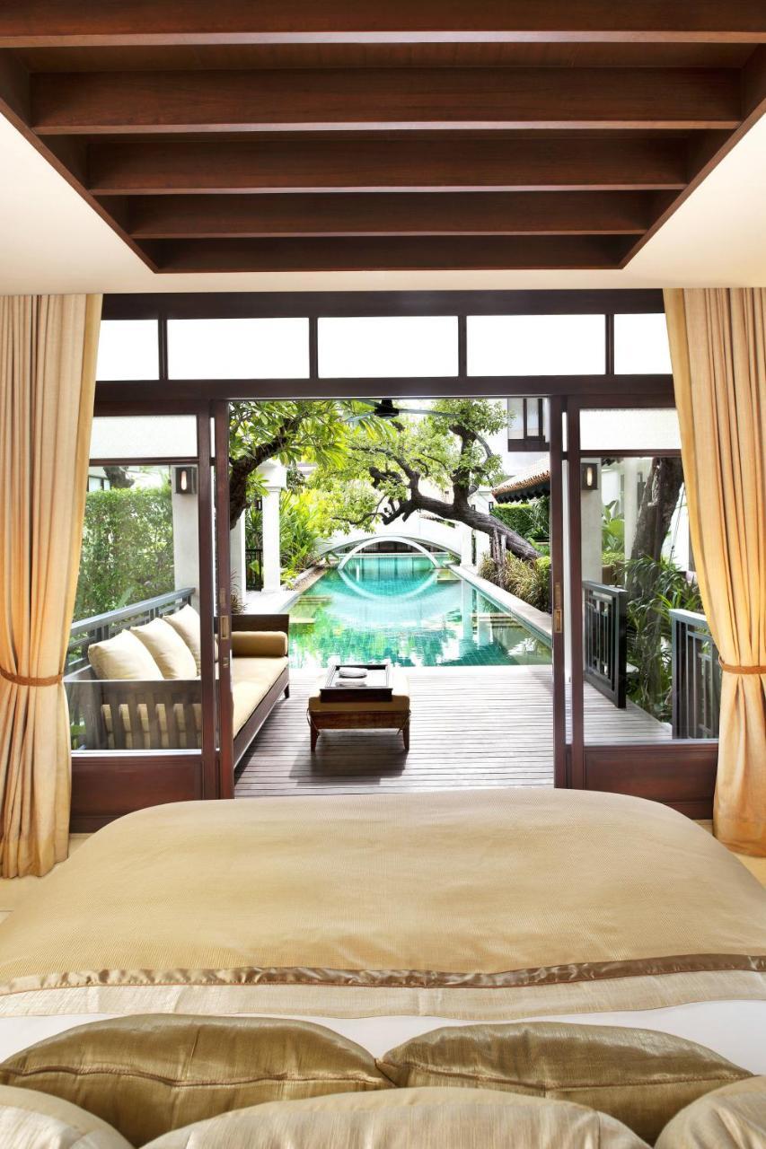 Pool Access Suite King