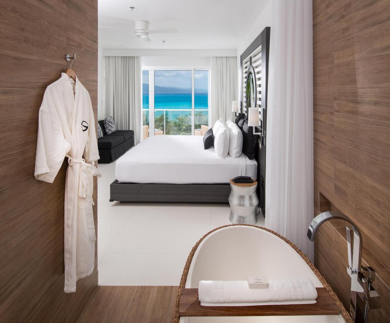 Junior Suite King Ocean View