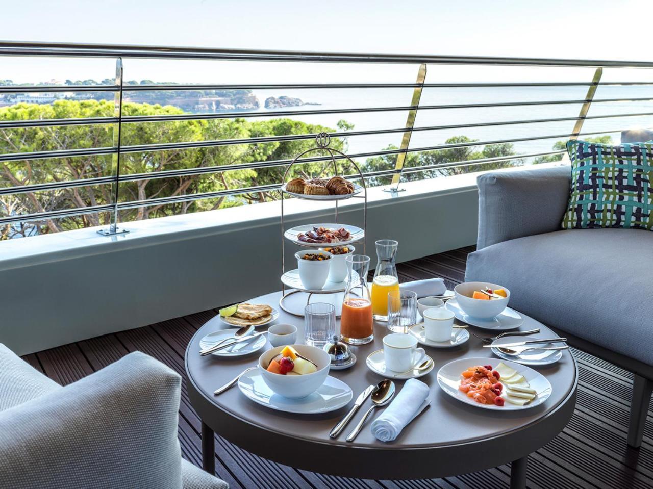 Premium Suite with Sea View and Spa Access
