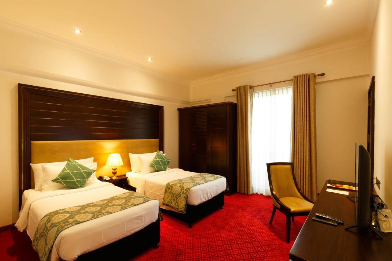 Deluxe Twin Room with Early check-in and Late Check-out (on Availability),766982167:JPEG