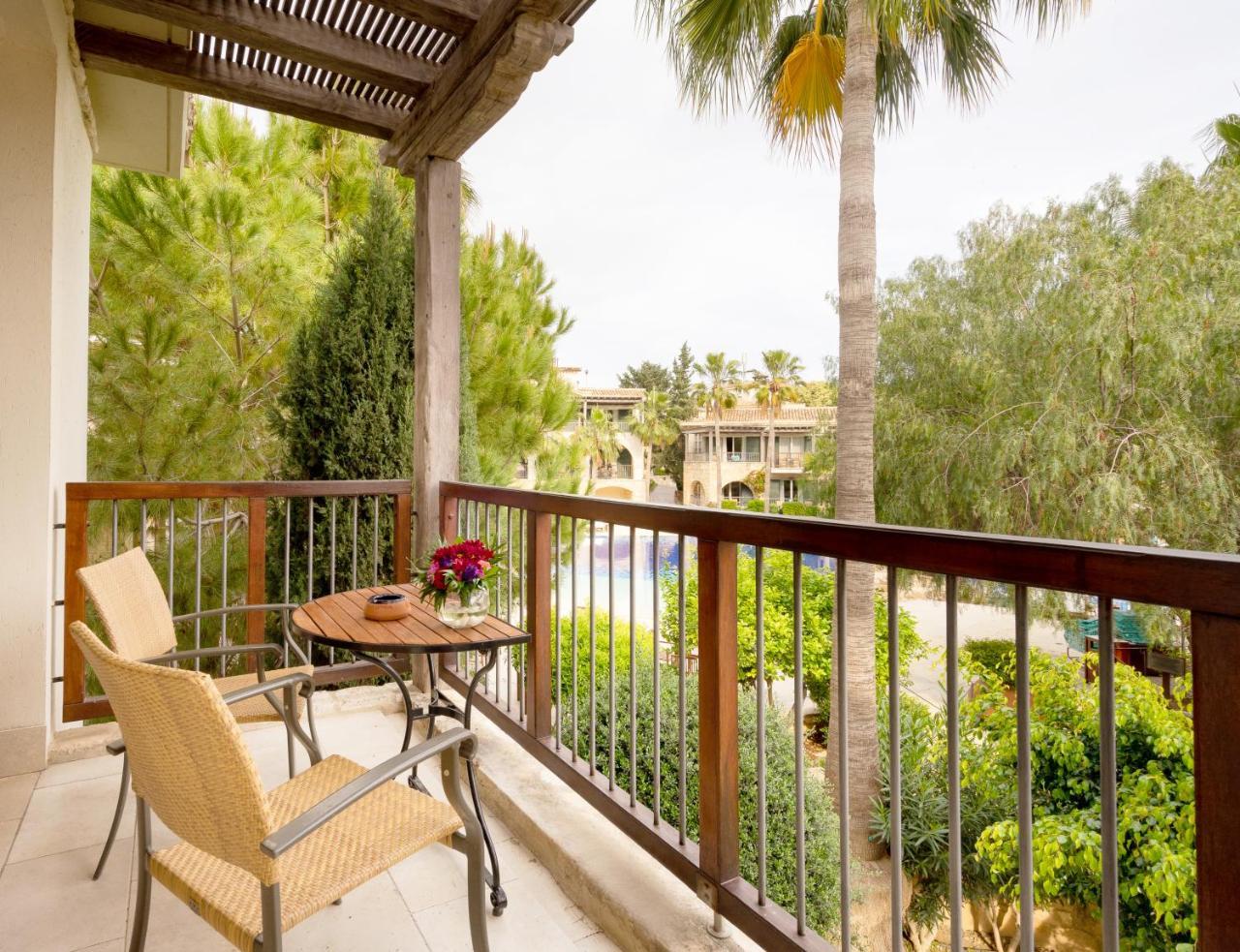 Executive Suite with Pool View