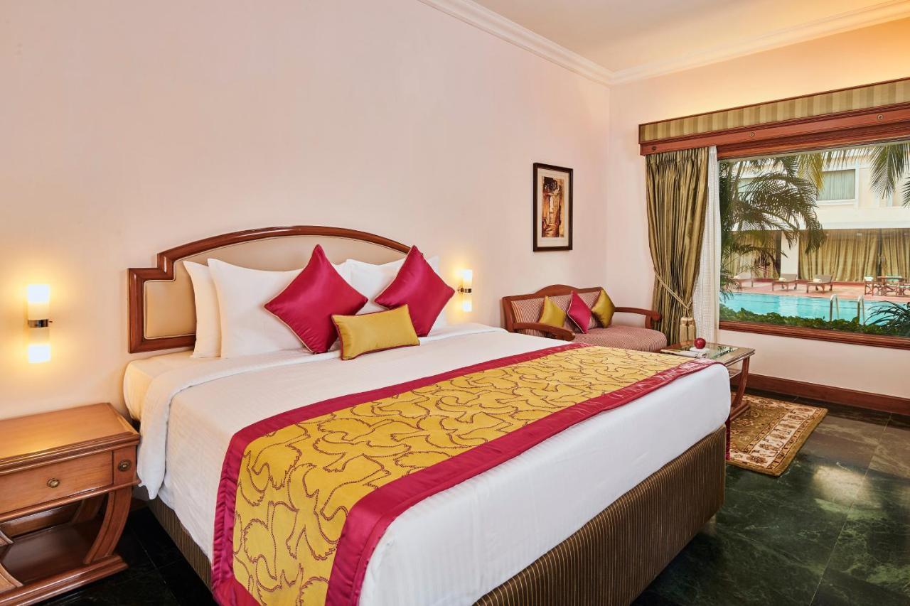 Deluxe Double Room with Pool View - 20% Discount on F&B and SPA (till 30th April 2026),768827041:JPEG