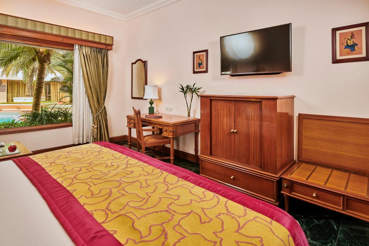 Deluxe Double Room Pool View on F&B SPA till 30th Sep 2026