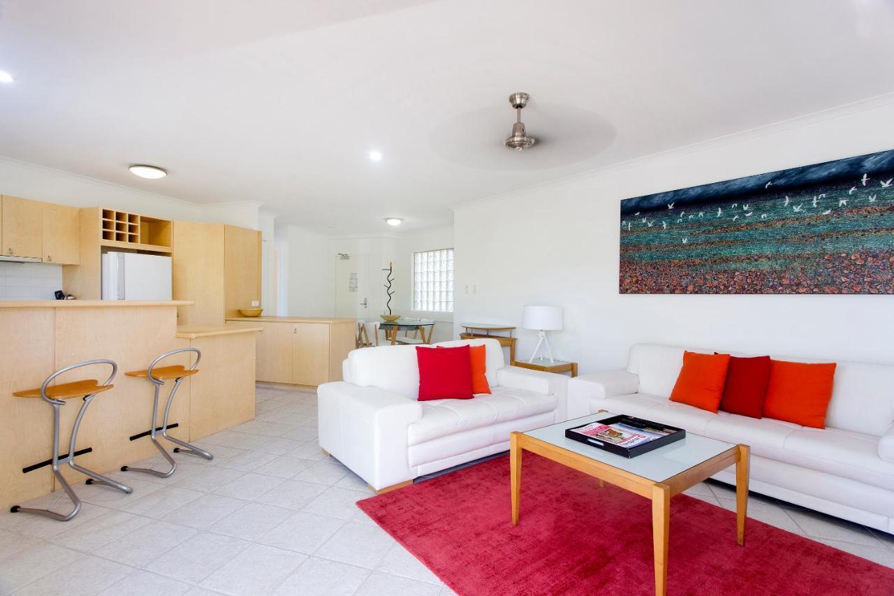 Two-Bedroom Palm View Apartment