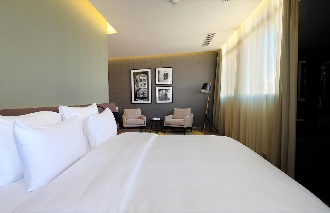 Junior Suite,1238488309:JPEG