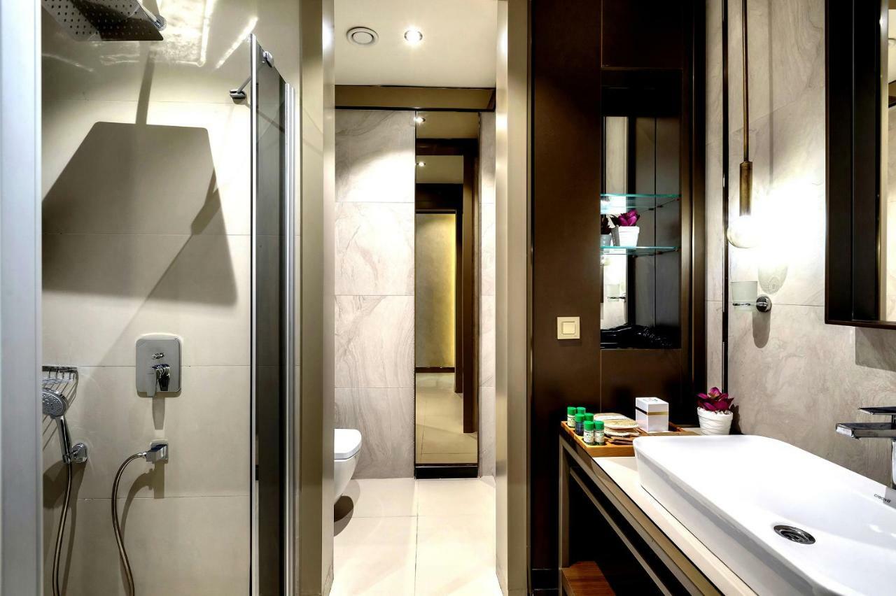 Standard Double or Twin Room Balcony