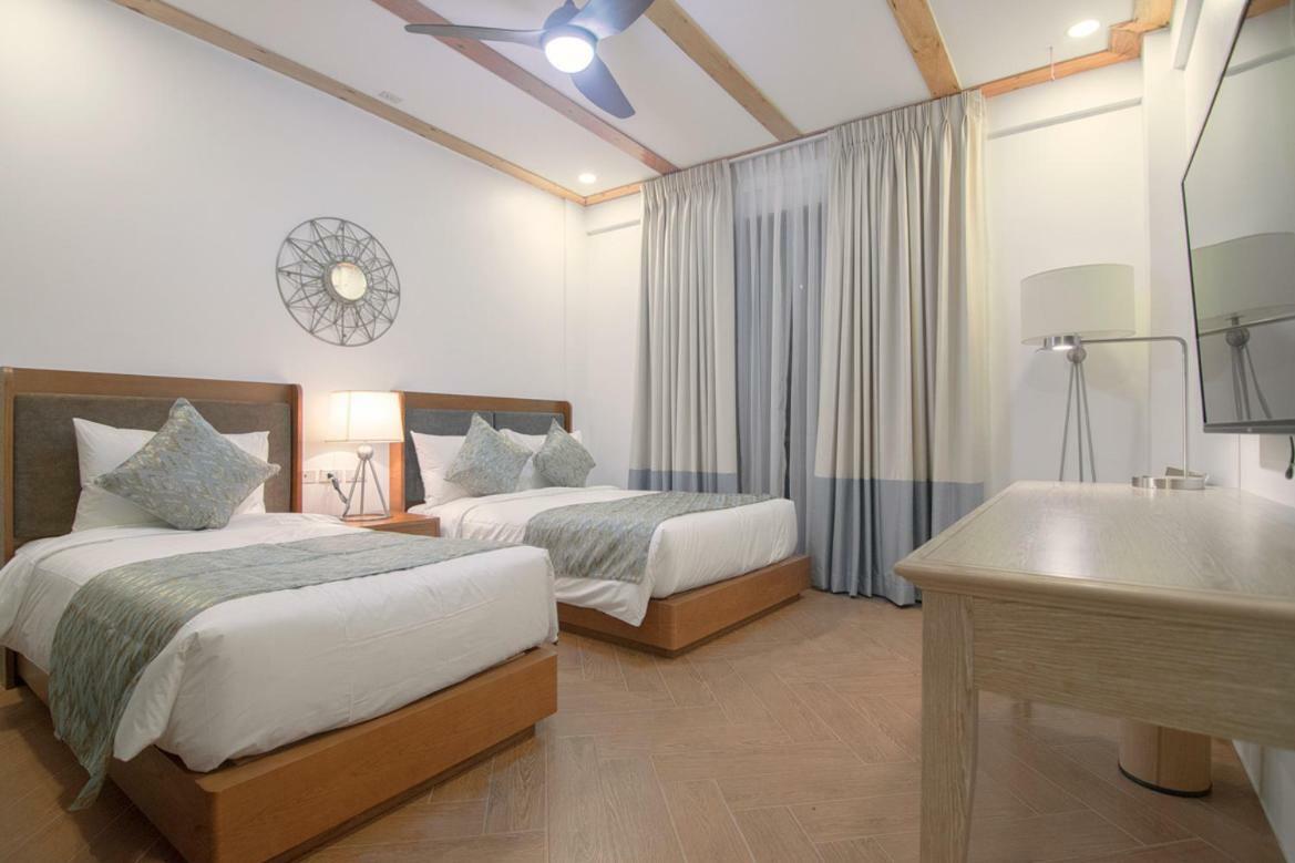 Superior Double or Twin Room Mountain View