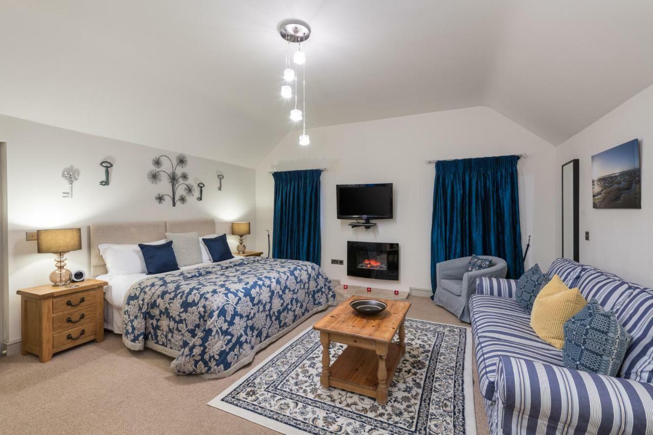 Deluxe One-Bedroom Apartment Pet Friendly