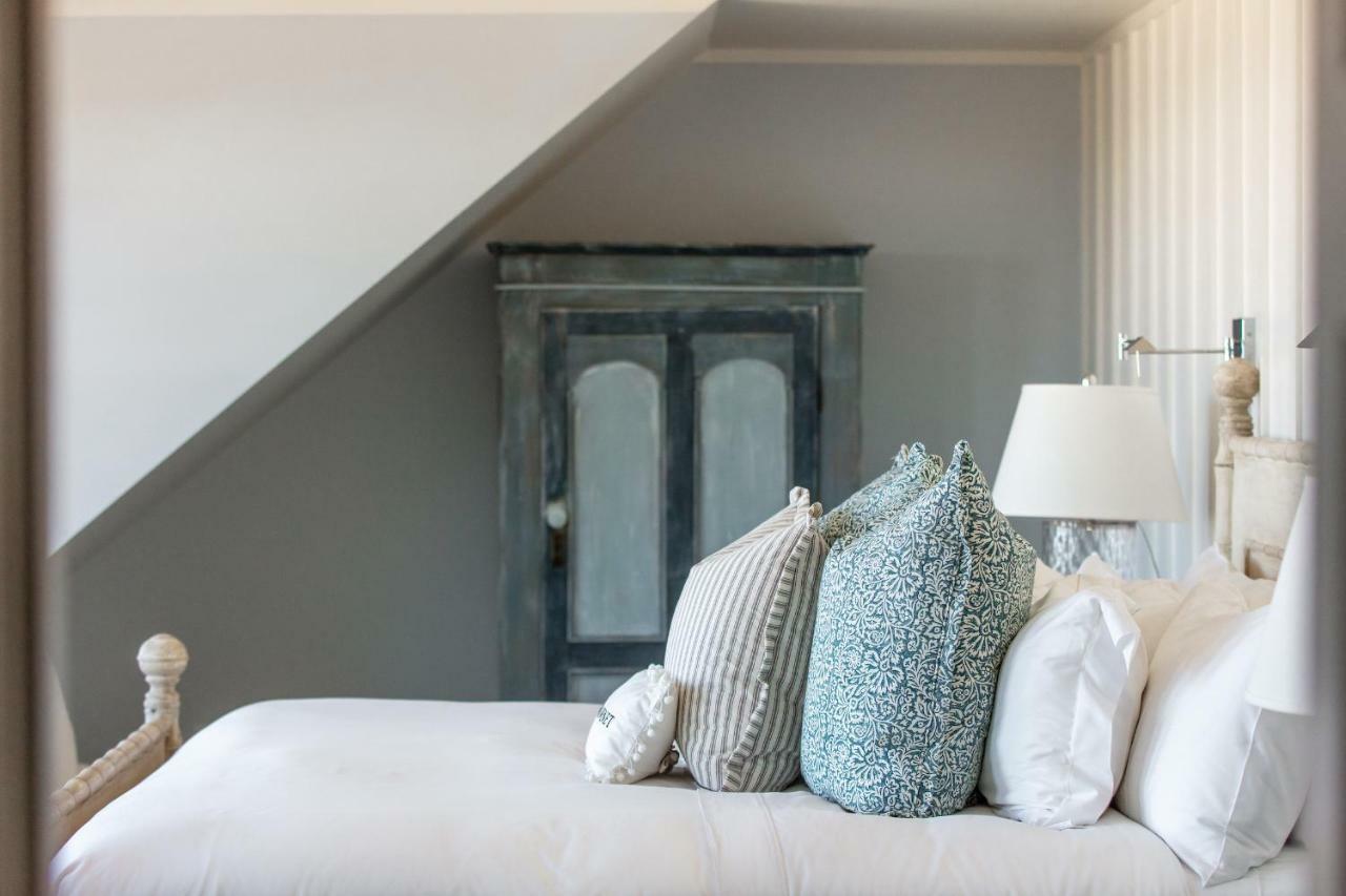 Bay View Bedroom - Queen Bed,1307753173:JPEG