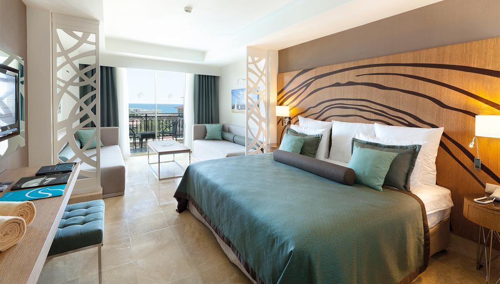 Standard Double or Twin Room Sea View