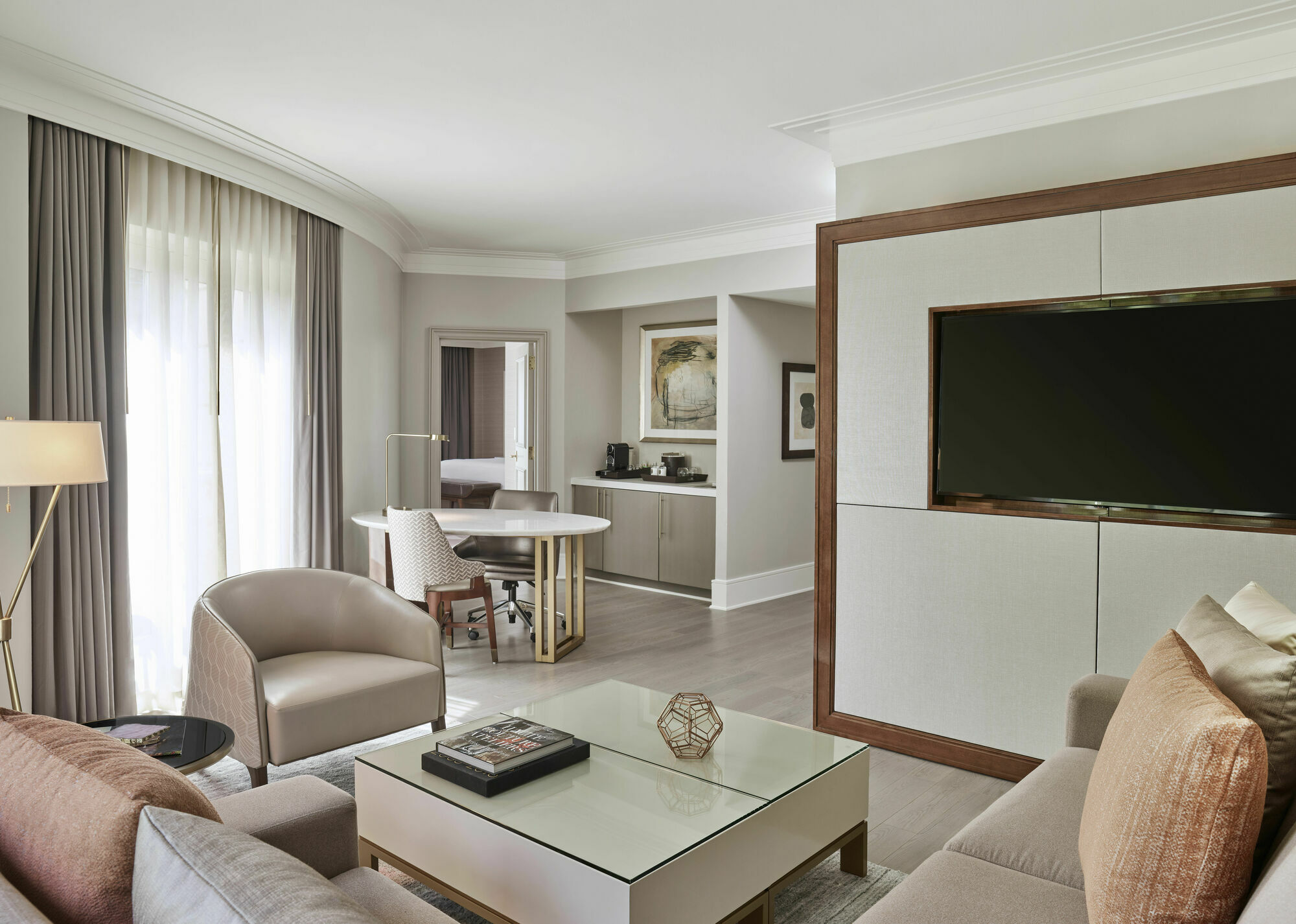 One-Bedroom Suite