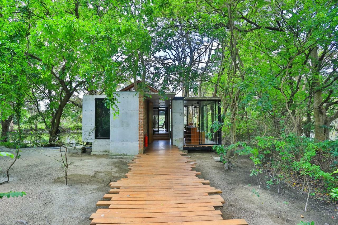 Kumbuk Water Chalet Plunge Pool on food