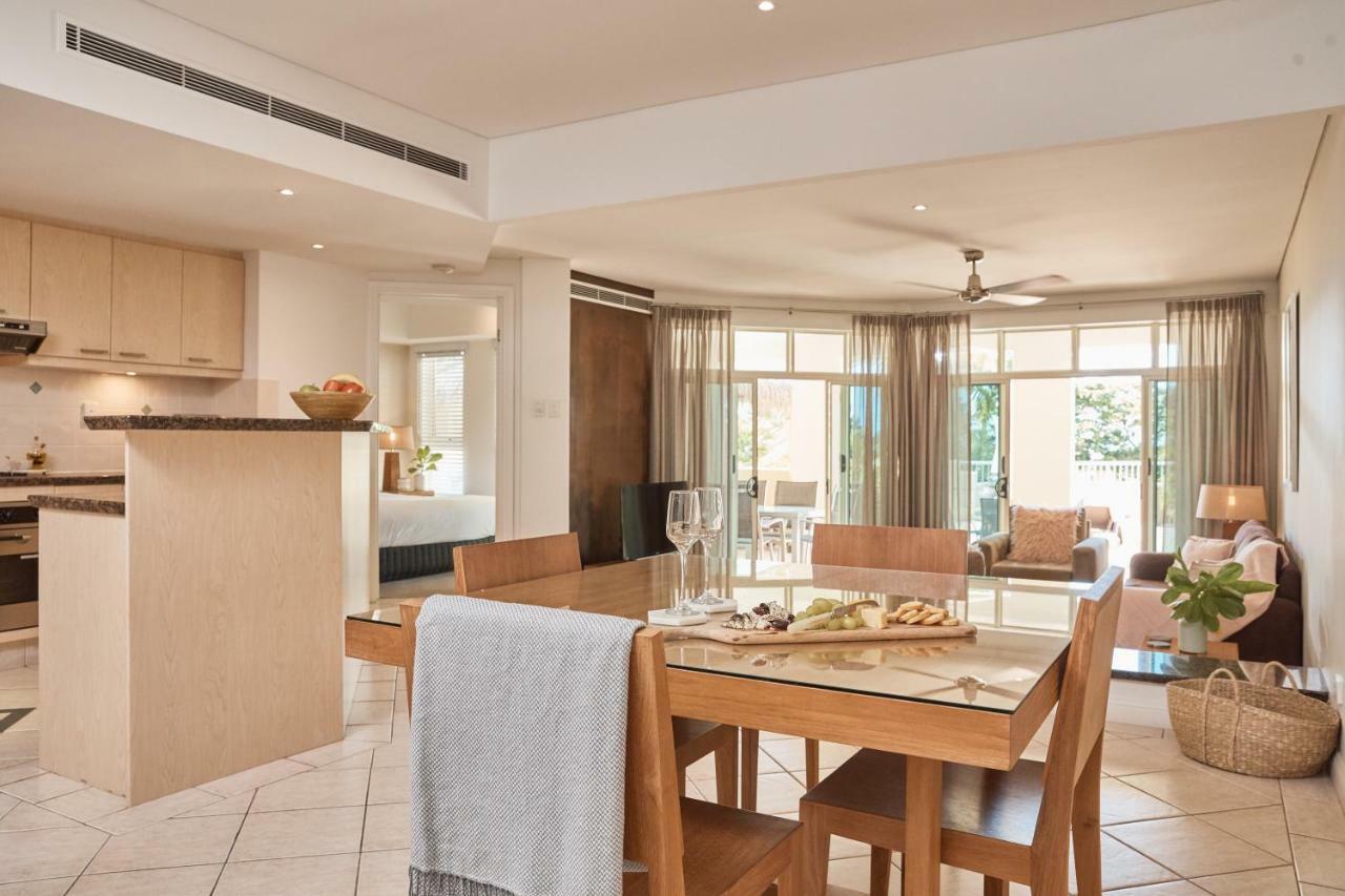 One-Bedroom Apartment with Sea Views + Free Car Hire,812409908:JPEG